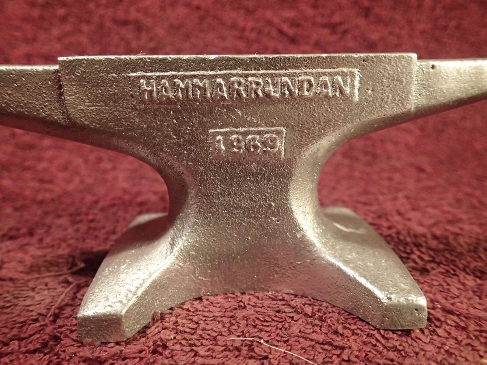 NORRHAMMAR VINTAGE 0.24 kg SMALL LITTLE ANVIL SWEDEN SWEDISH