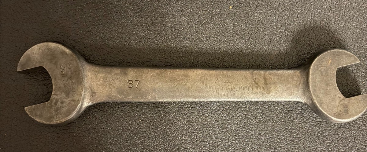 Vintage Williams #37 Double Open End Wrench 1 1/4″ x 1 1/16″ DIAMOND W USA