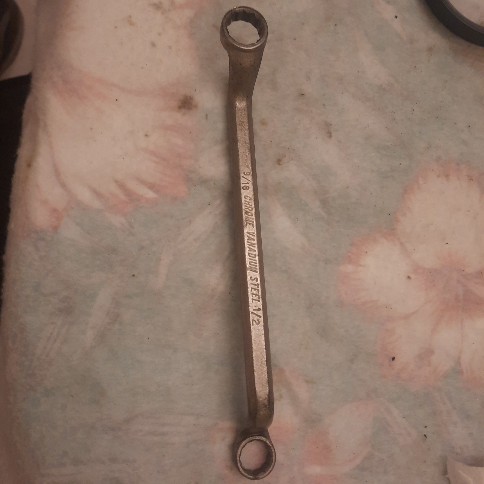 Indestro Super-Quality 731 Offset Box Wrench 1/2X9/16 12 point. Vintage. USA.