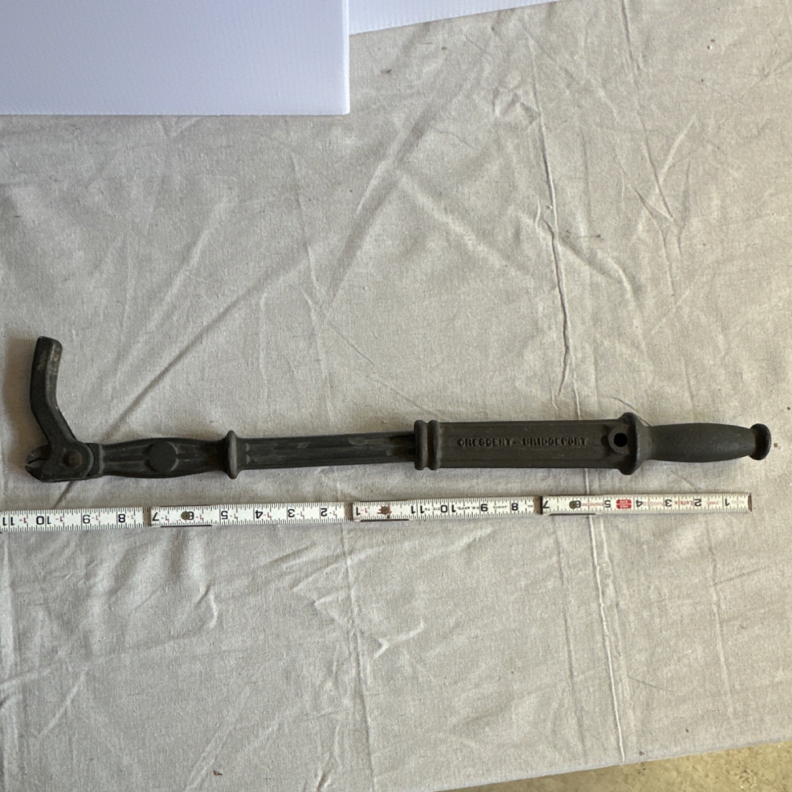 Antique ￼Crescent Bridgeport No. 66 Suregrip Adjustable nail puller