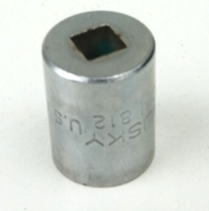 Husky 3/8″ 8 Point Double Square Chrome Socket 1/4″ Drive CM812 USA Vintage