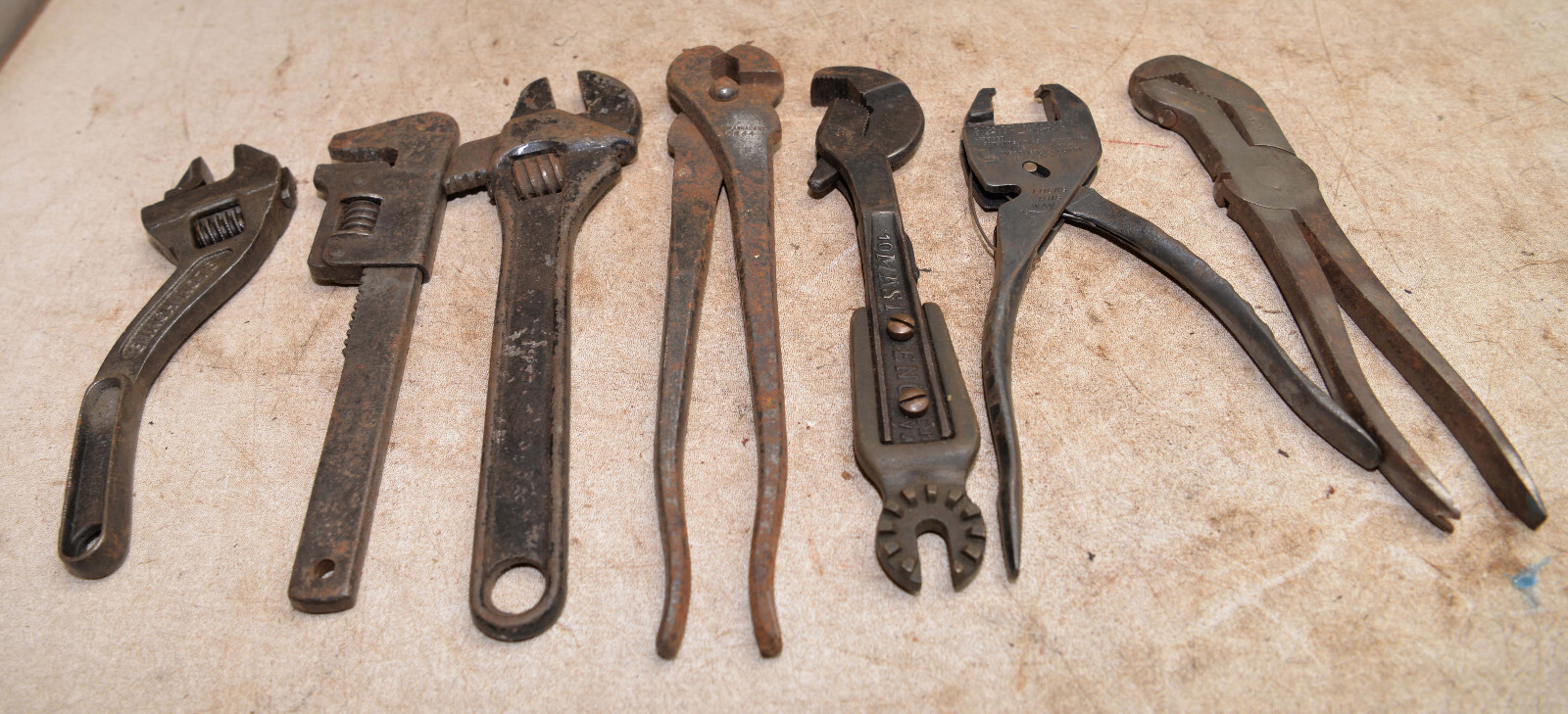 6 odd wrench Westcott, Caril 1913, Channel Lock, Hjorth 1903, Kearney tool lot