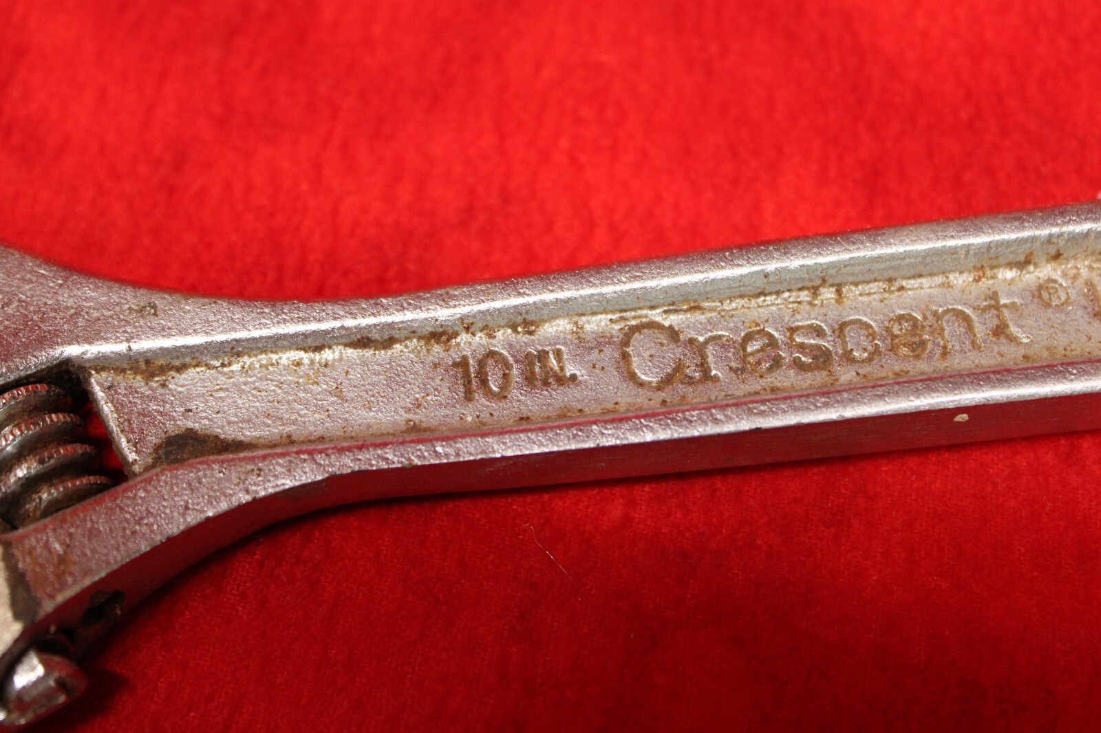 VINTAGE 10″ CRESCENT CRESTOLOY FORGED STEEL ADJUSTABLE WRENCH – USA (K33)