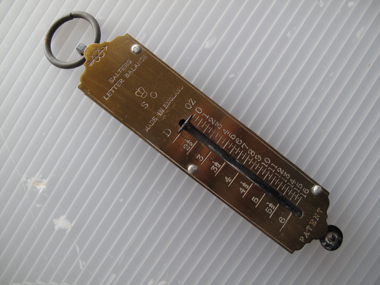 Salter Letter Balance – marked in ounces 0-16 and pence 2 1/2-6