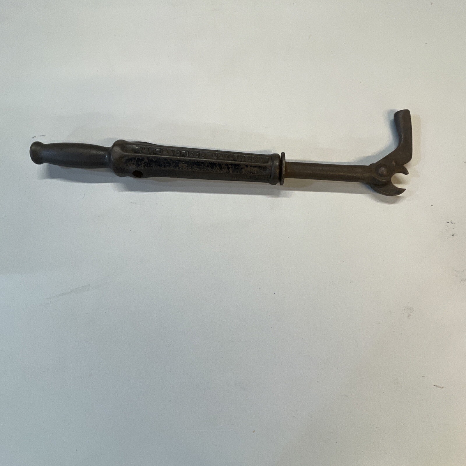Antique Used “New Jumbo 1906 Nail Puller by Bridgeport Hardware MFG Corp” Tool