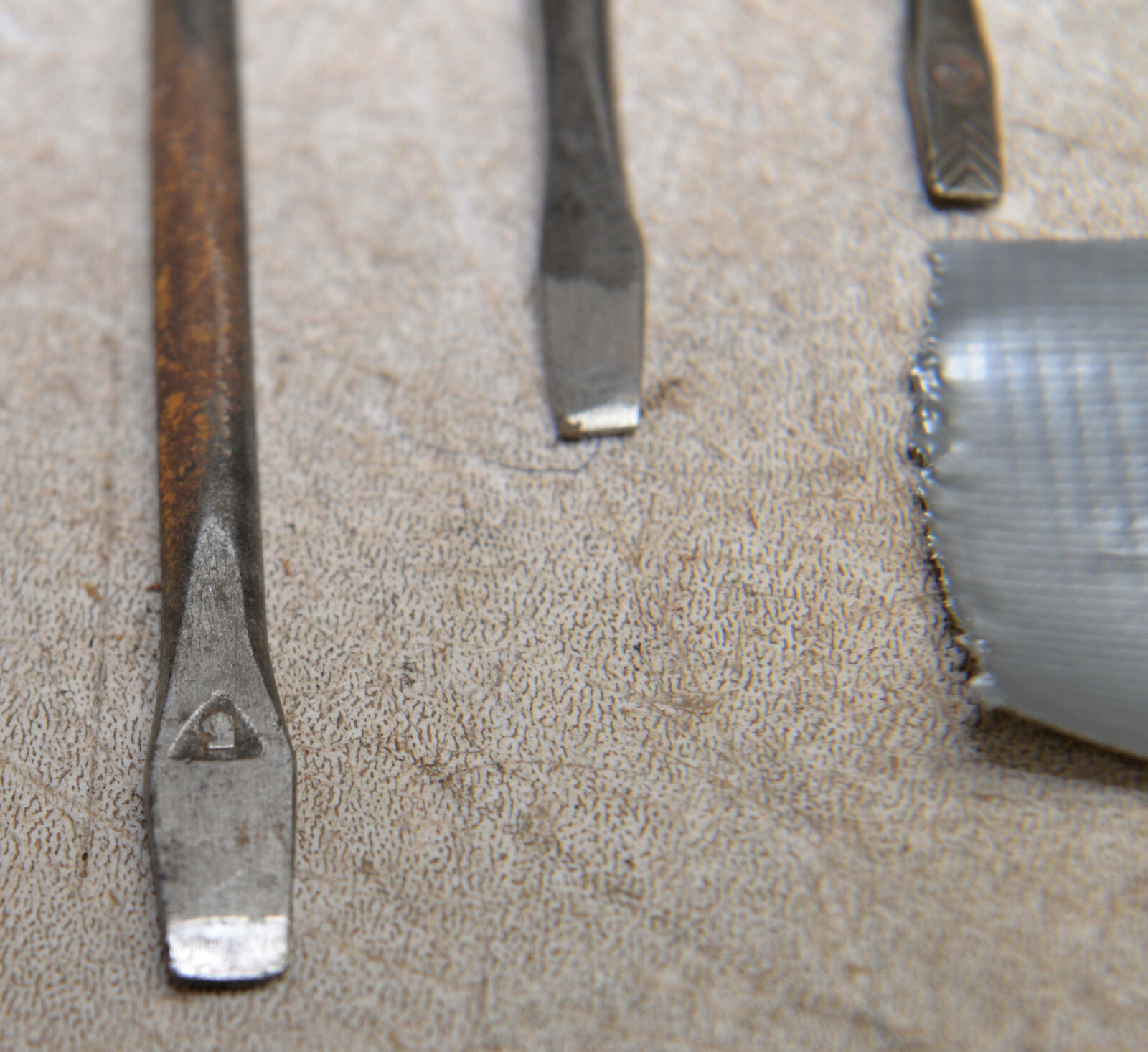 3 Wood handle perfect screwdriver precision jeweler watchmaker collectible V8