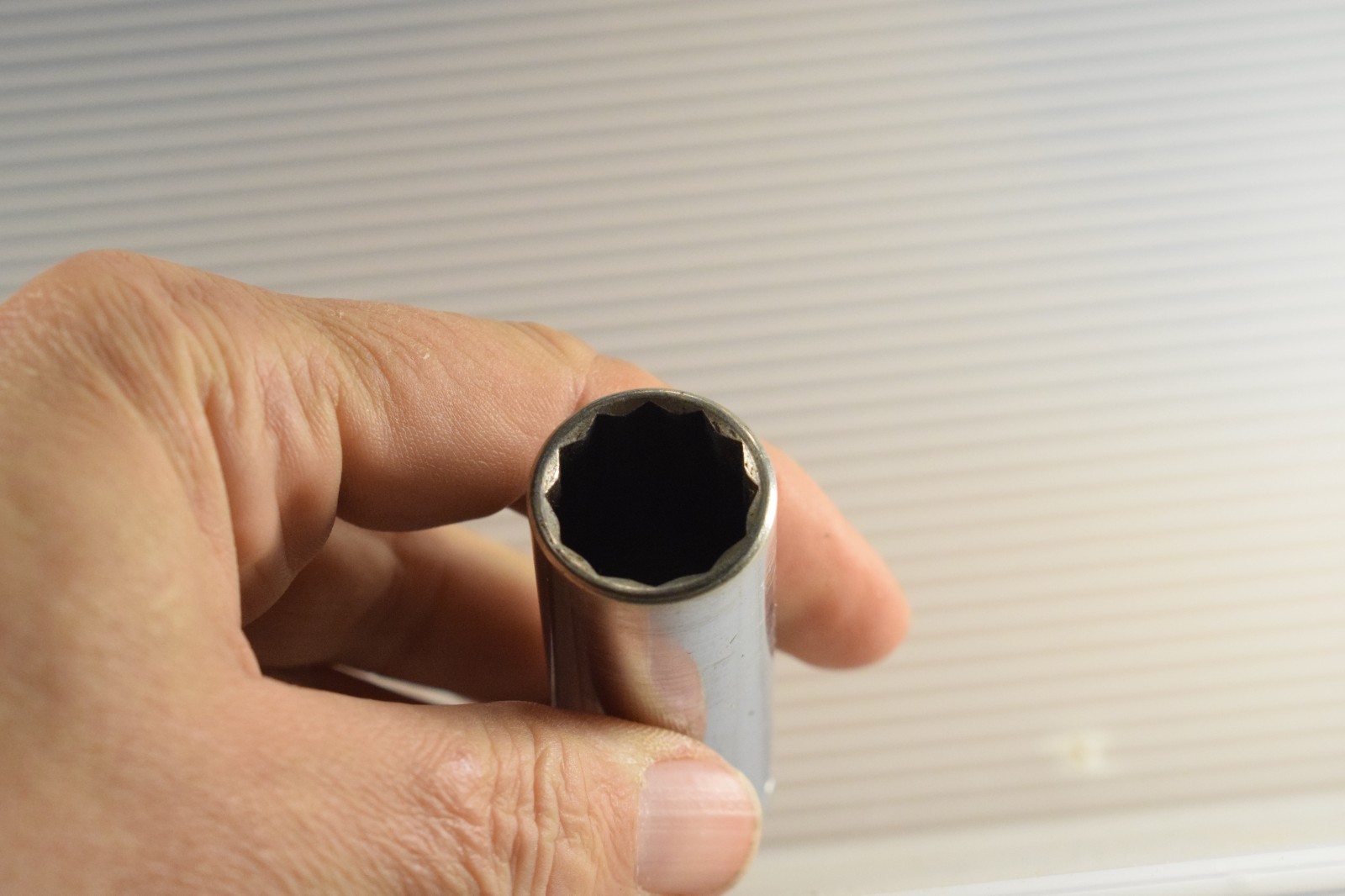 GREAT NECK SIZE 11/16″ DEEPWELL 12 POINT SOCKET 1/2″ DRIVE SAE USA HAND TOOL