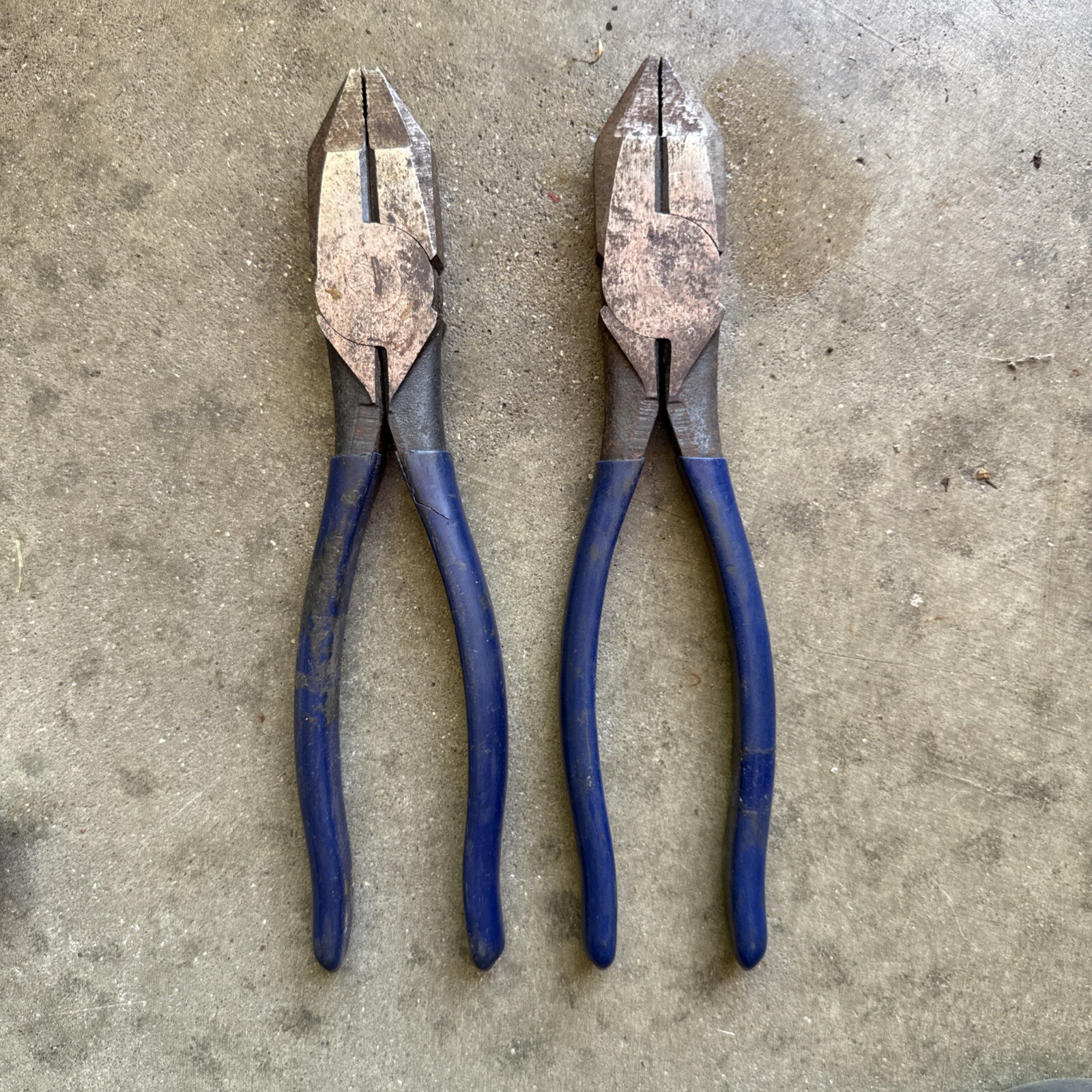 Lot Of 2 KLEIN Tools 9″ Lineman’s Pliers side cutter [201-9NE] USA vintage