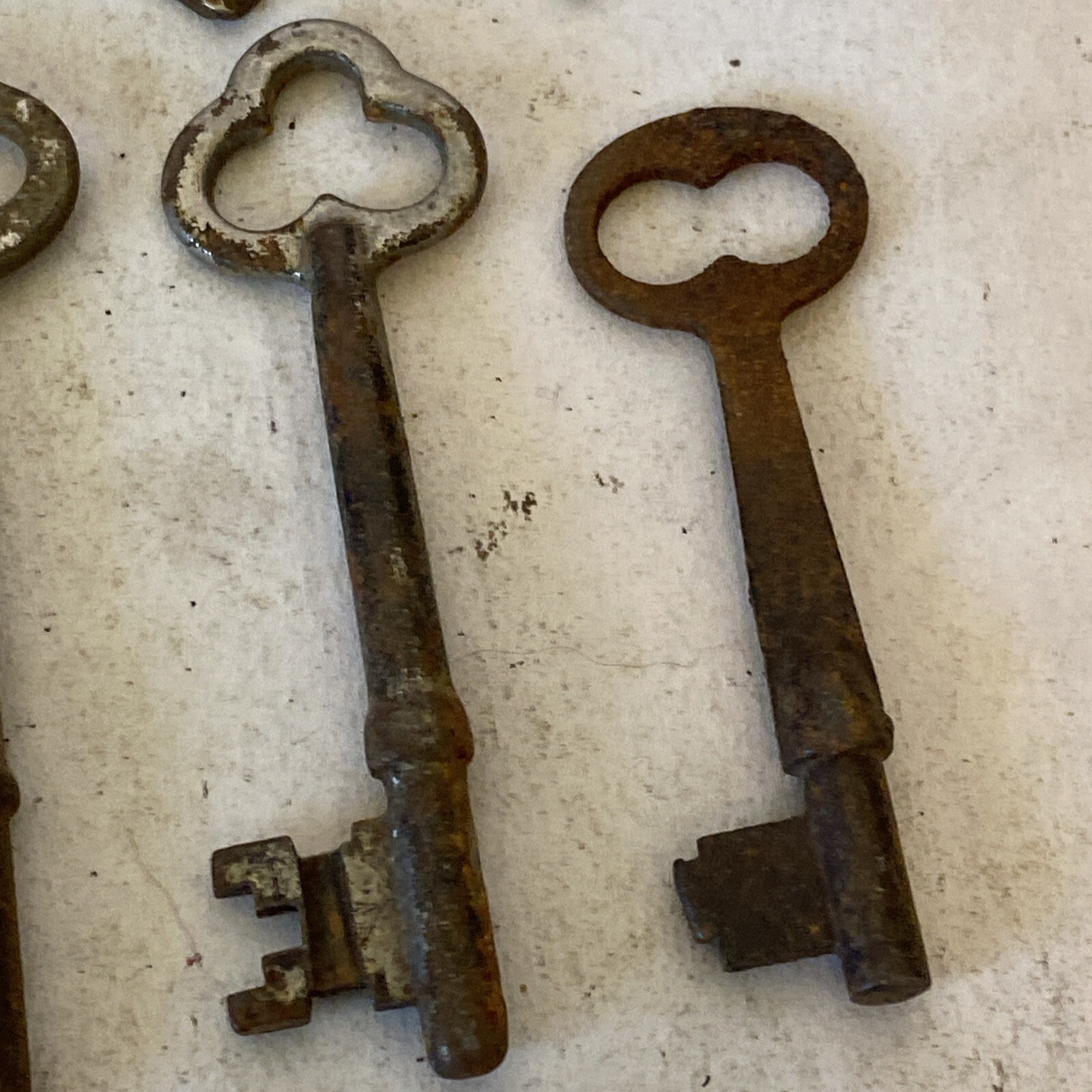 Lot of 26 Keys Antique Vintage Yale Corbin Unique Used