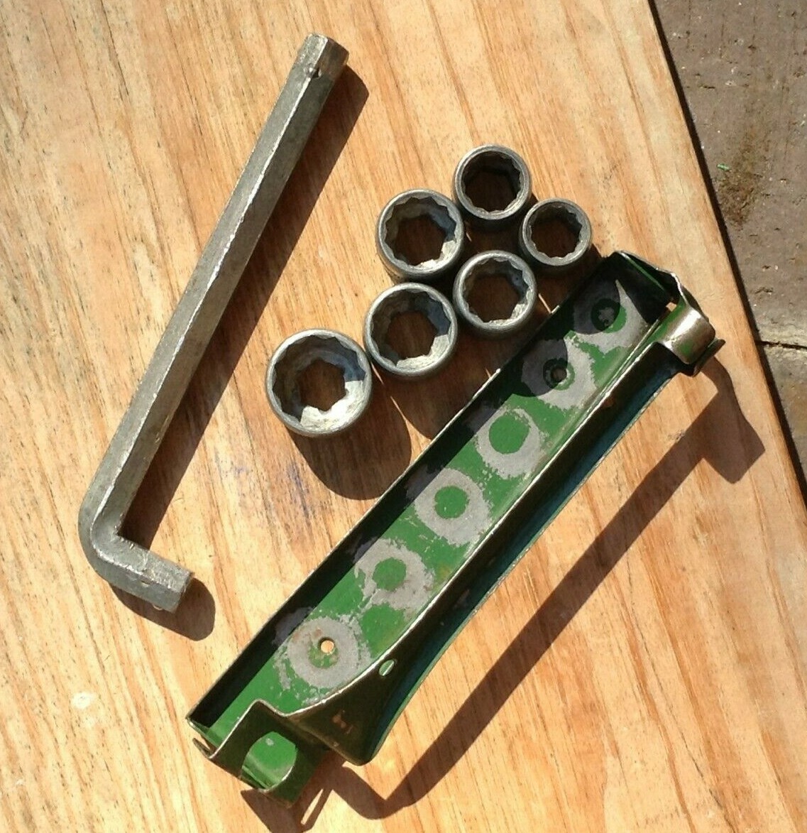 Rare antique Duro Metal Products 1/2″ HEX DRIVE ell bar 12 pt socket wrench set
