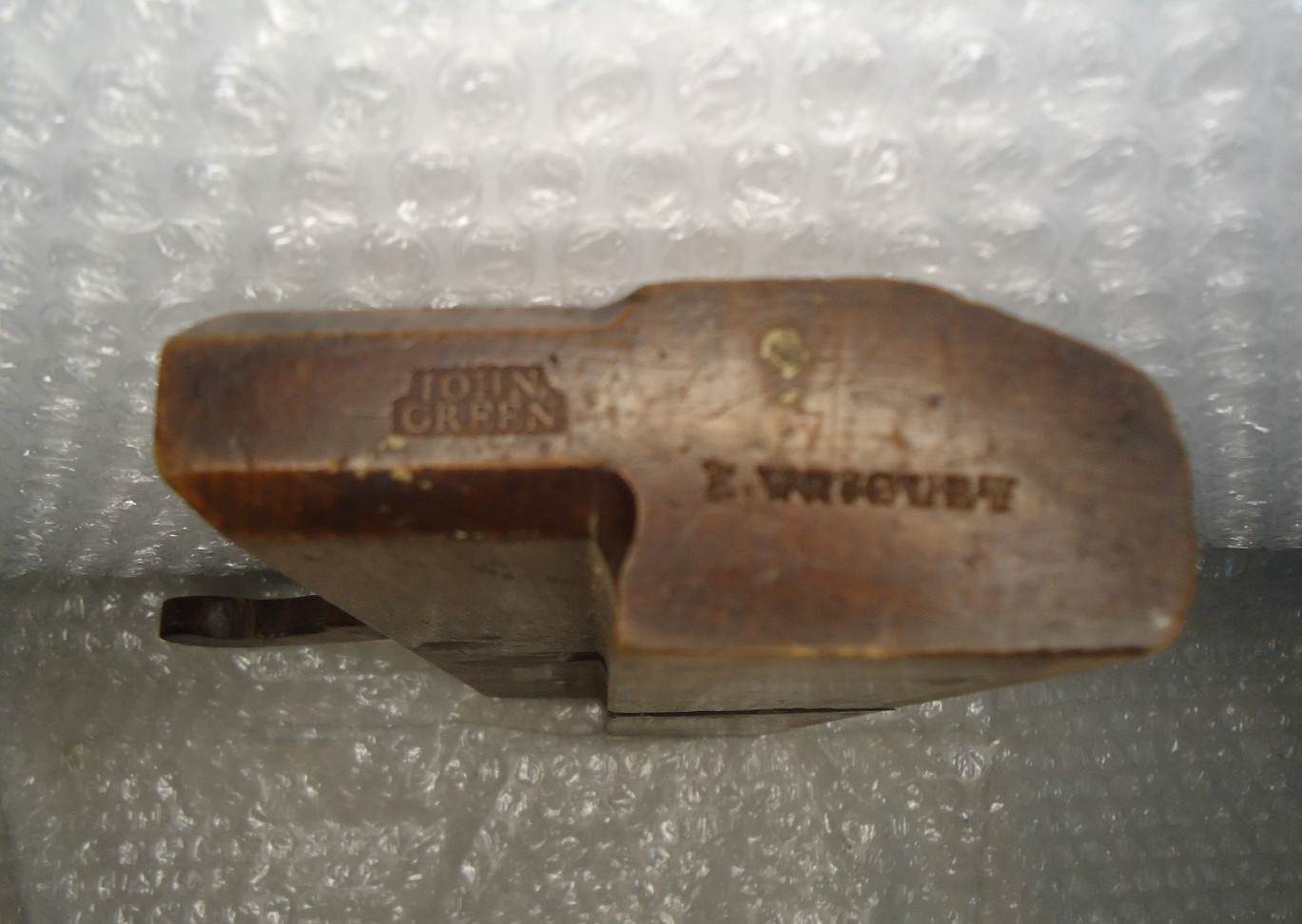 VINTAGE 9.5″ ANTIQUE WOODEN MOULDING PLANE BY John Green (ref1)