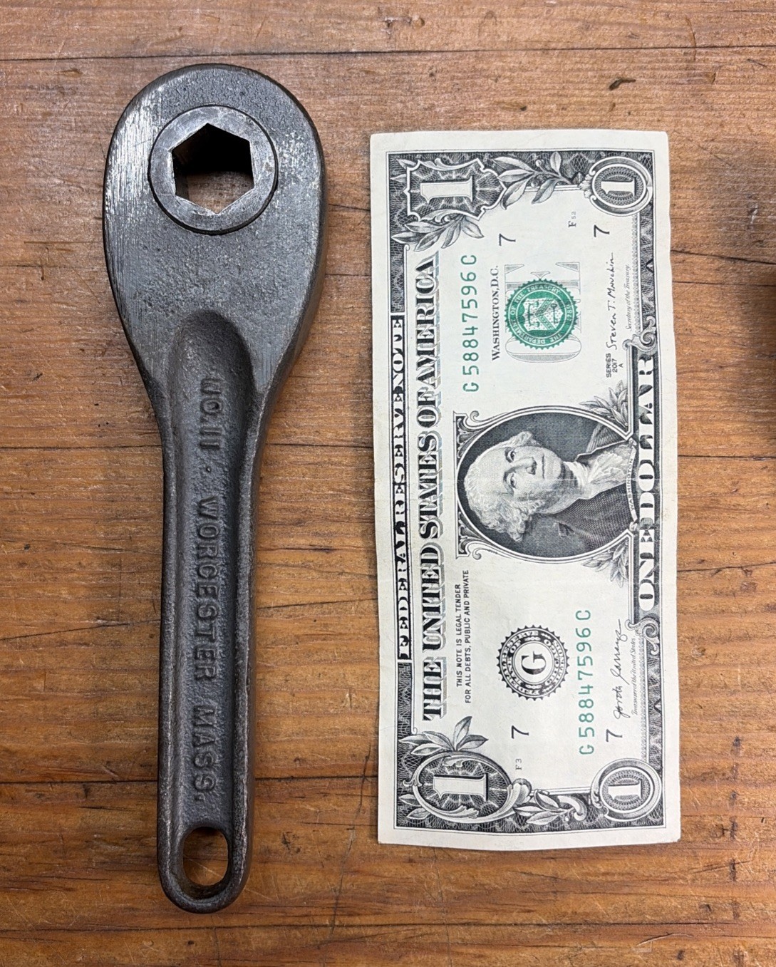 Lowell Wrench Co. No. 11 Linesman 7” Female Reversible Ratchet 5/8” VINTAGE USA