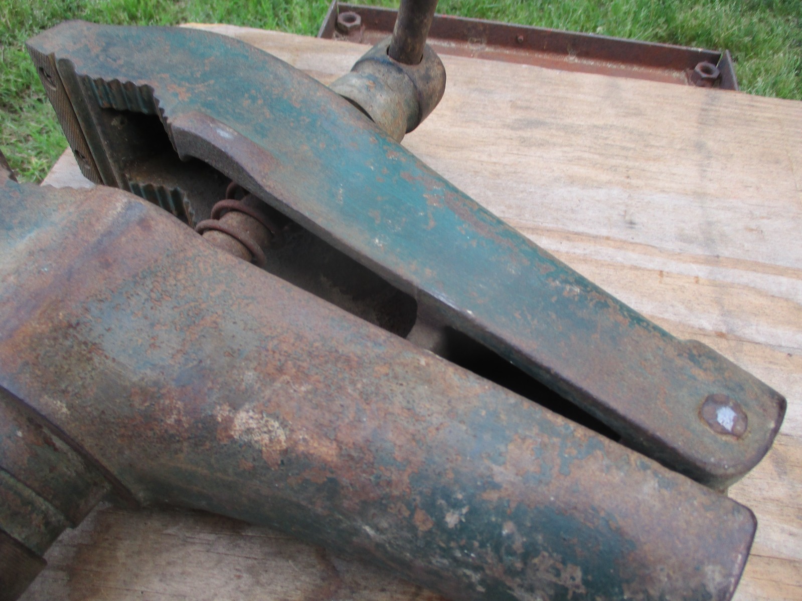 COLE TOOL MFG No 11 VISE HEAD MADE IN CHICAGO HEIGHTS ILLINOIS