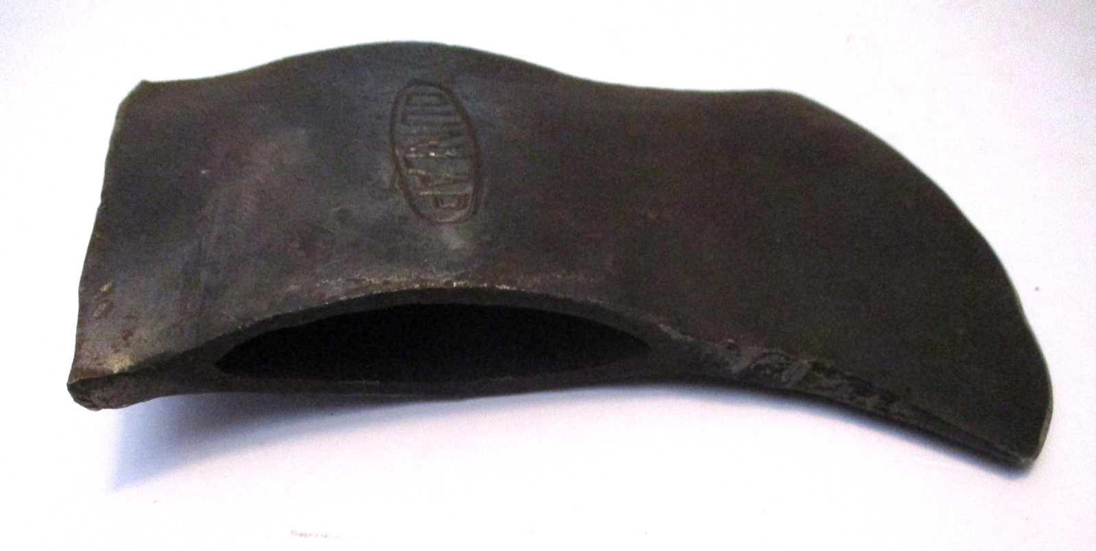 VINTAGE DUNLAP AX AXE HEAD SLIM BUTT STYLE ~ LOGGING LOG TIMBER TOOL ESTATE FIND