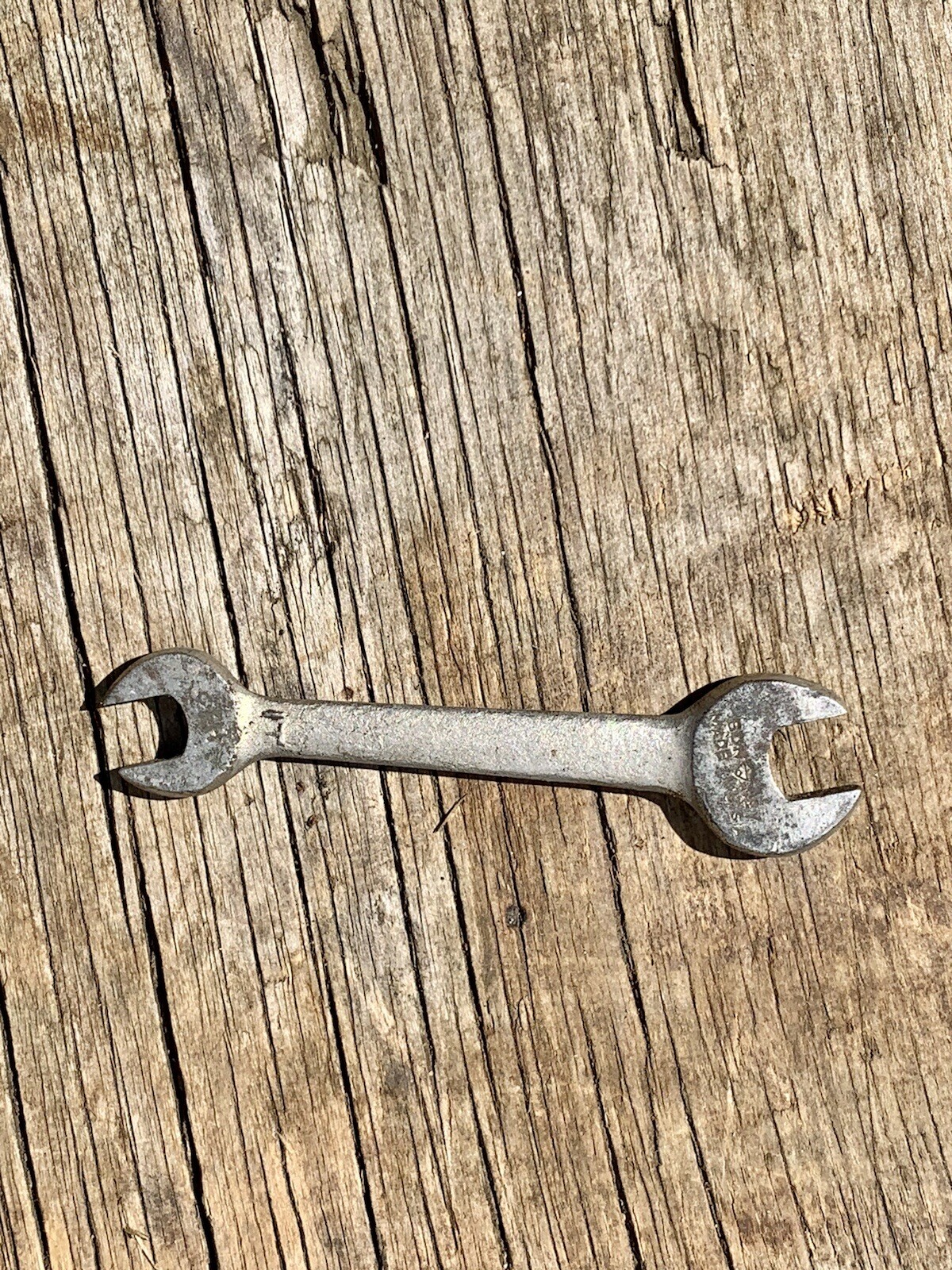 Magneto Tool, Chrome Vanadium Wrench