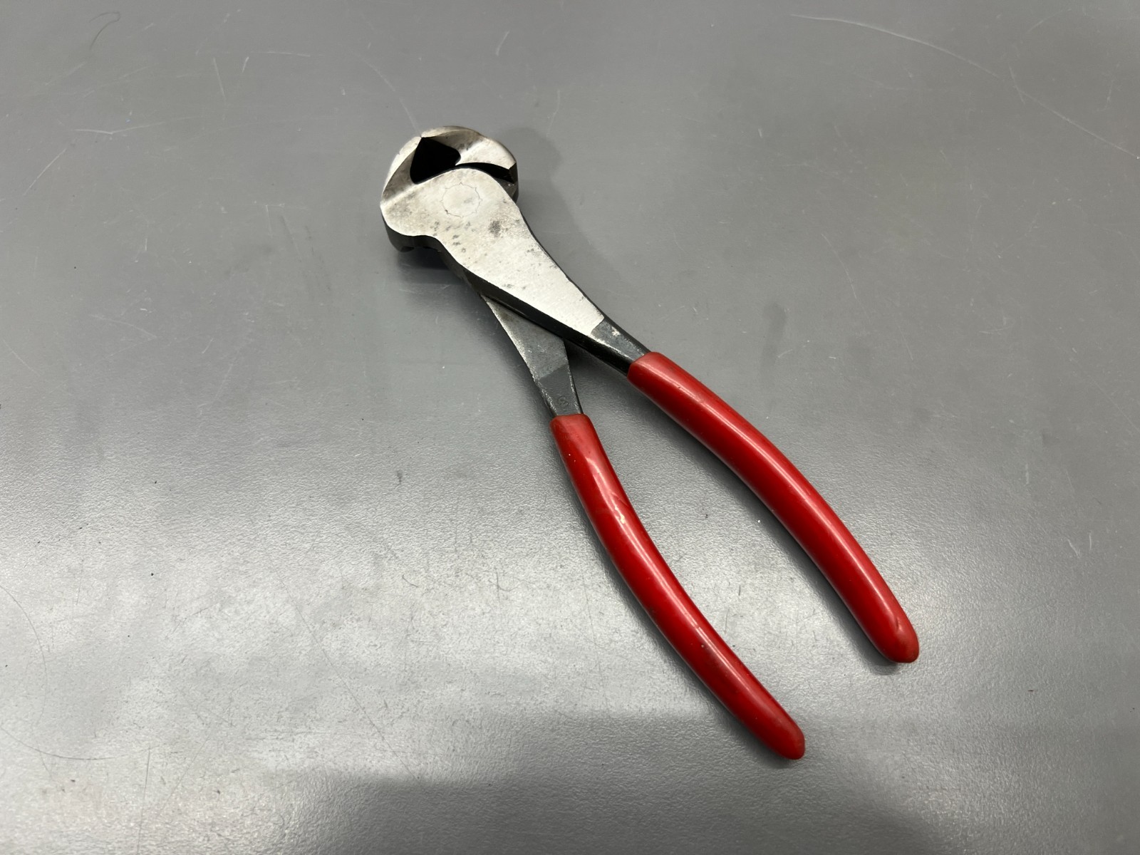 (o) RARE VINTAGE HUSKY P-16-7 7″ END CUTTING NIPPERS PLIERS VGC USA