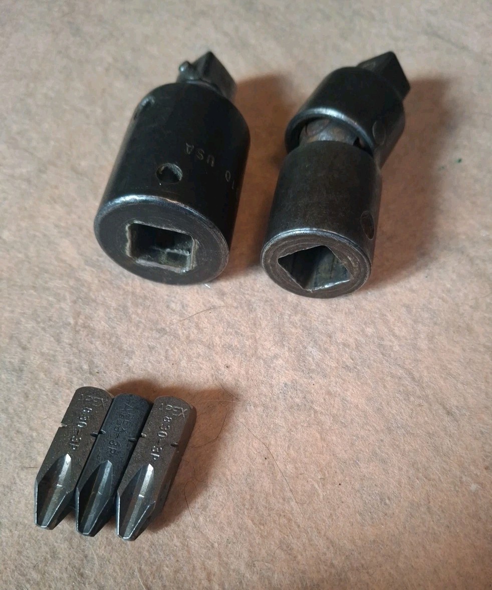 APEX 1/2″ DRIVE SWIVEL SOCKET MF 50 B-3 APEX PHILLIPS BITS 8 30-3P- 1 CORNWELL