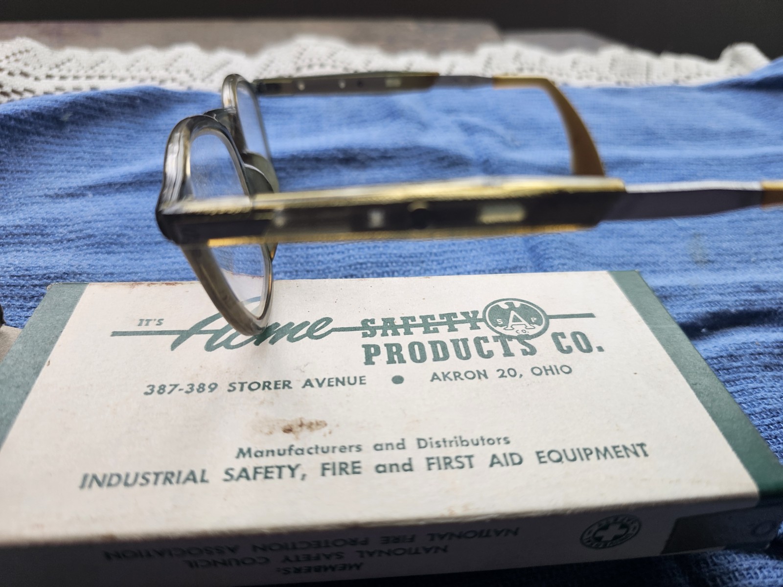 Vintage Sellstrom Horn-Rimmed Adjustable Folding Safety Glasses