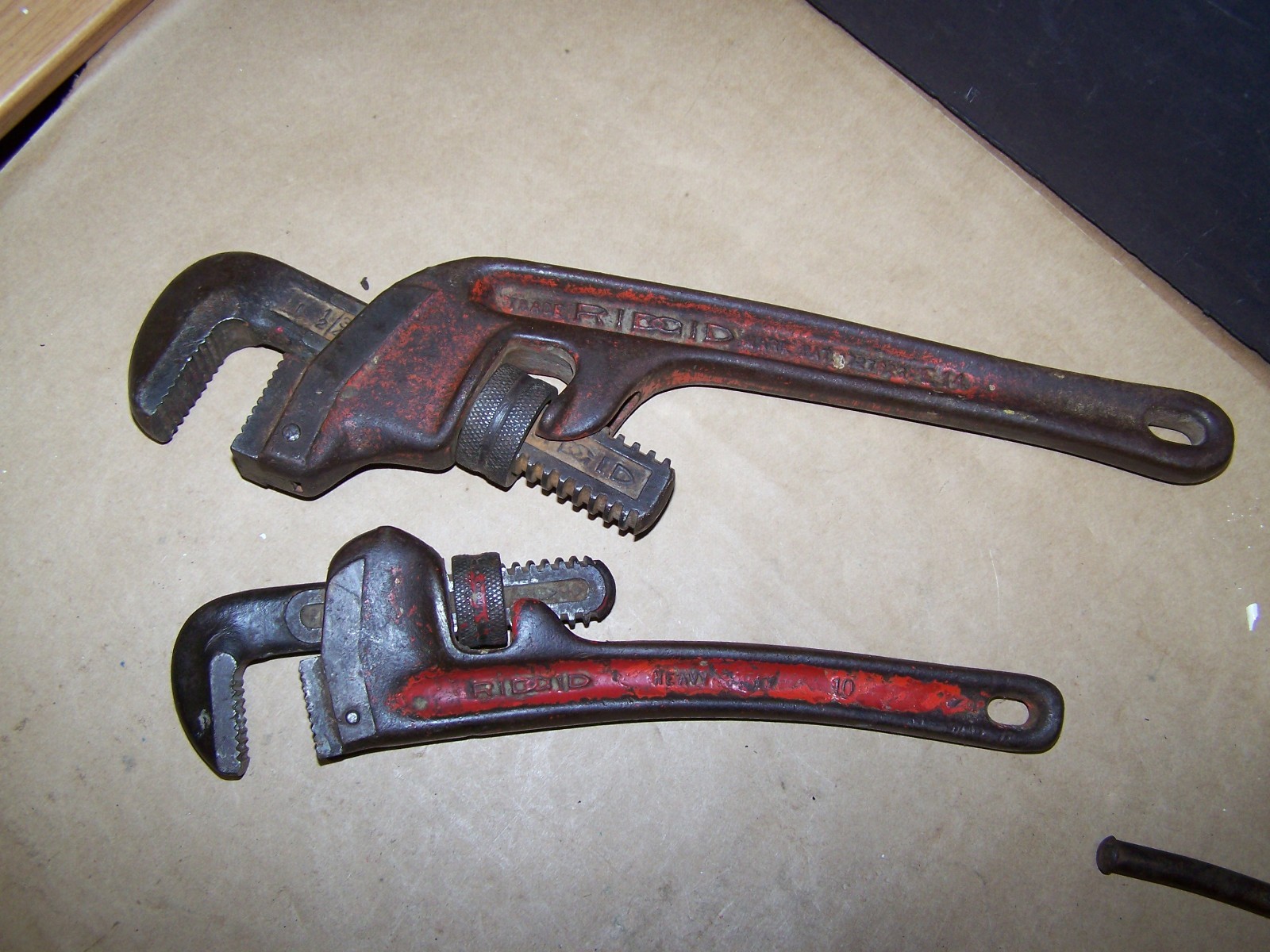 Vintage Ridgid 14″ Offset Pipe Wrench E14 Ridge Tool Company USA + 10″ curved