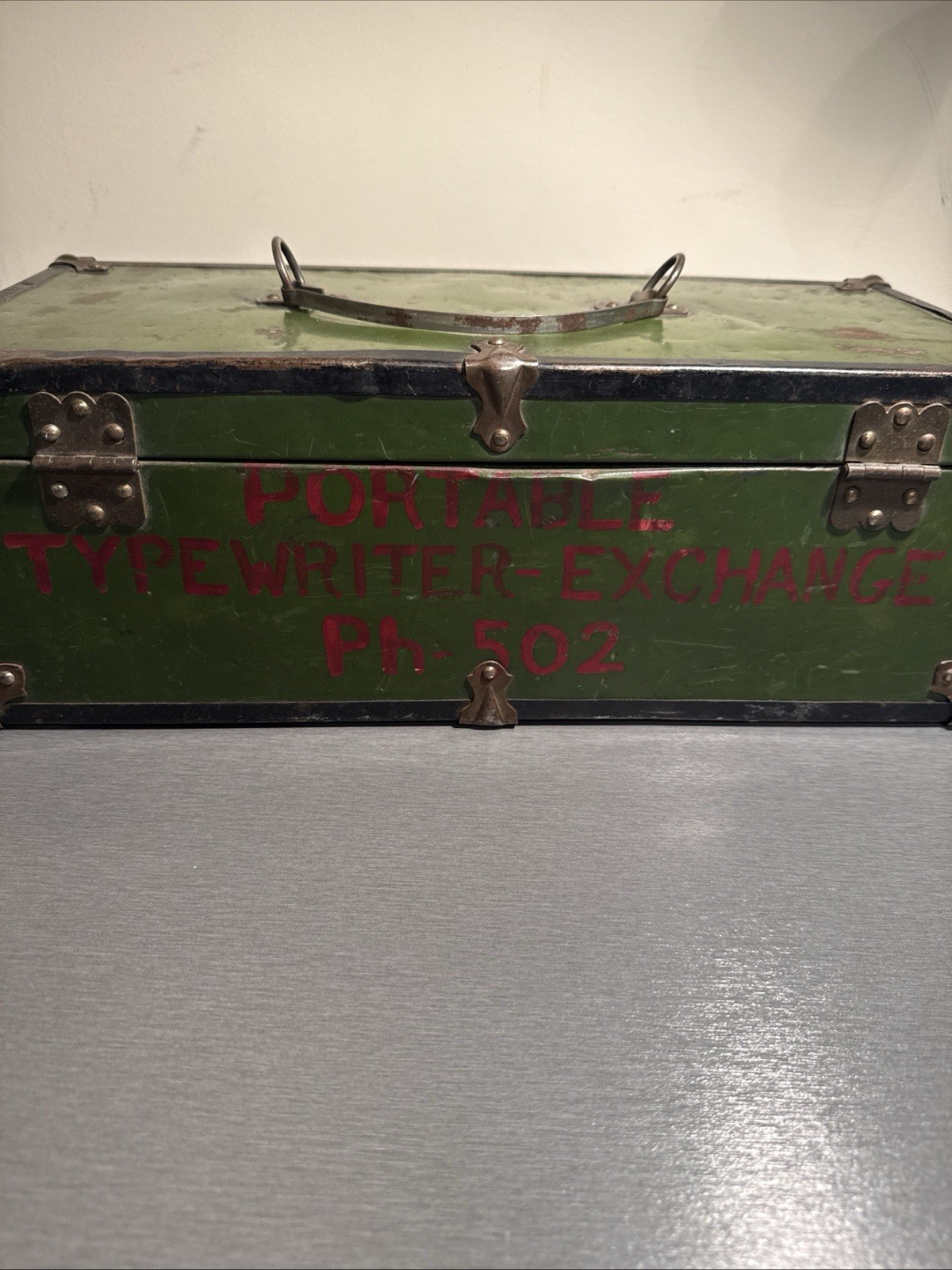 Vintage Traditional Green Metal Wooden 15.5″ L x 7.25″ W x 4.7.5″ H Toolbox PTE