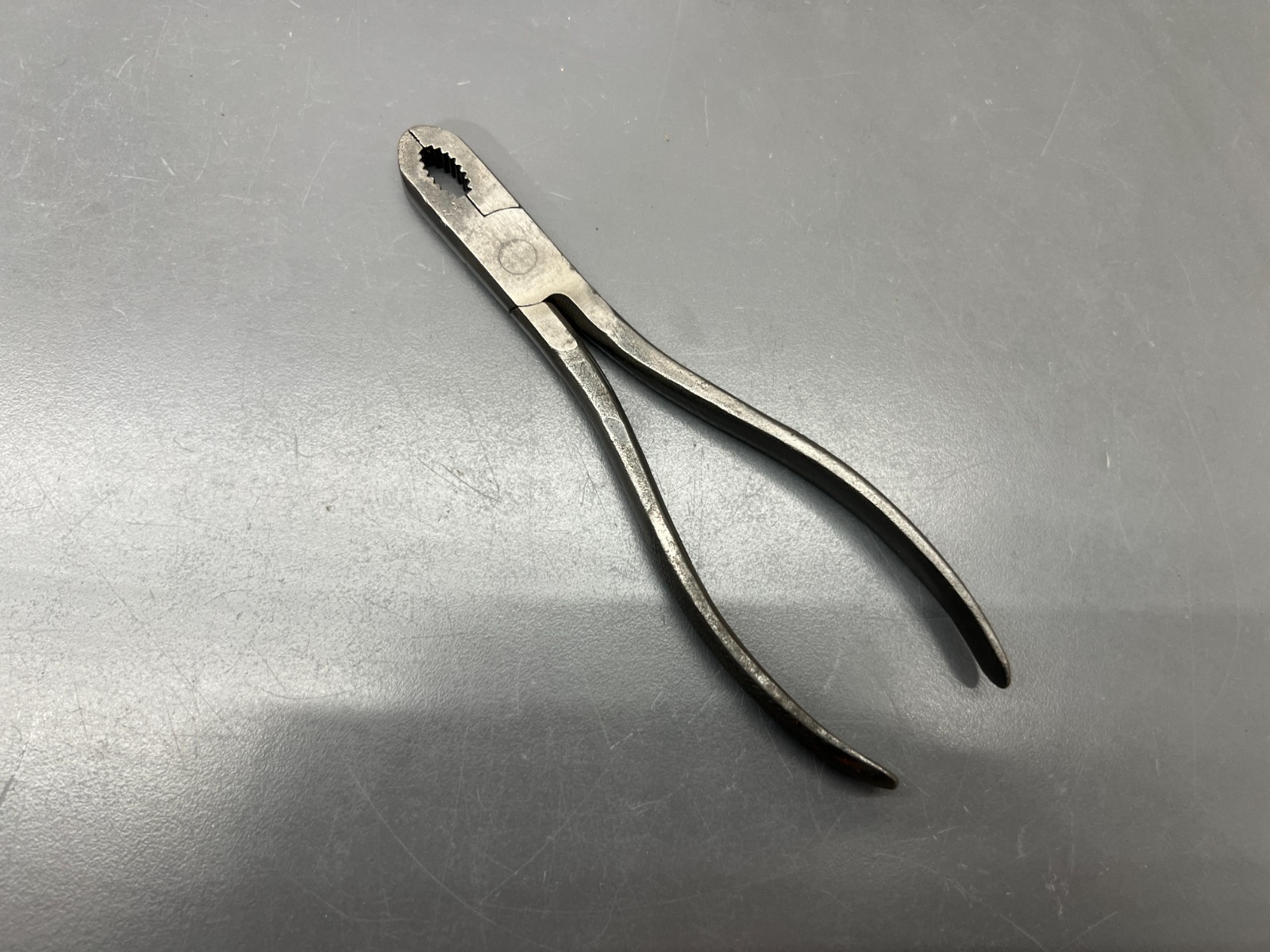 (d) VINTAGE UTICA TOOLS 1300-6 6″ GAS BURNER PLIERS TEXTURED GRIPS – VGC – USA