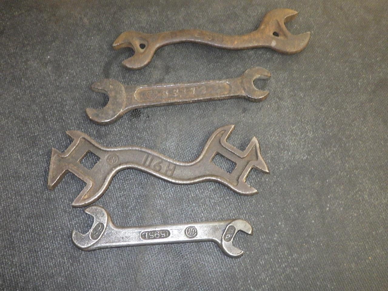 ANTIQUE IH IHC Z811 H911 15951 G3172 WRENCH 4pc LOT TOOL