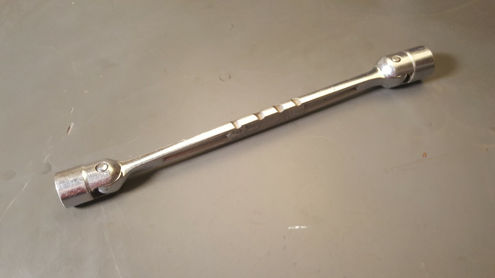 Snap-On USA FH2024B 5/8 – 3/4″ 12 Point Box Wrench Double Flex Head Flank Drive