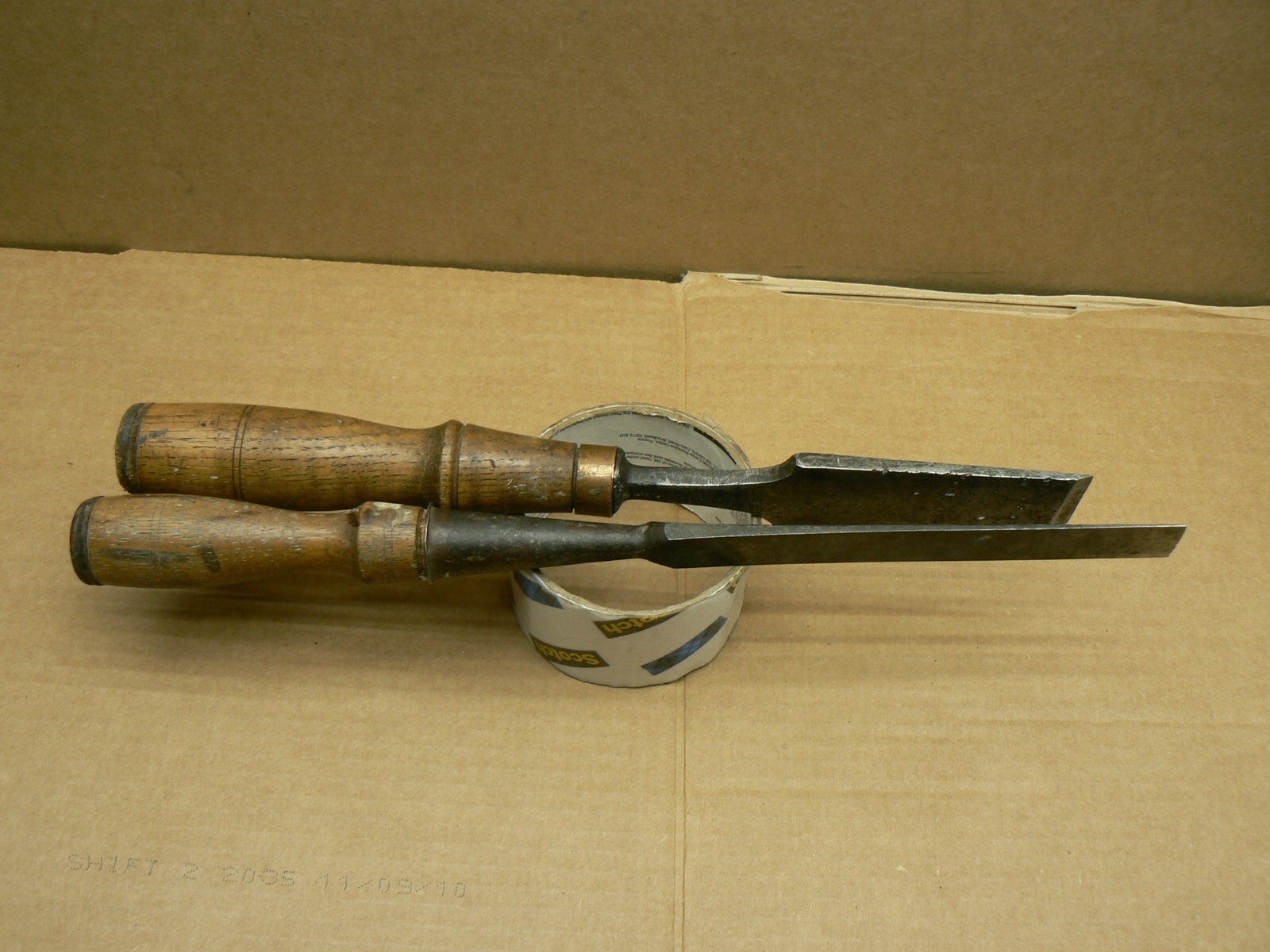 vintage crown and other wood chisels lot of 2