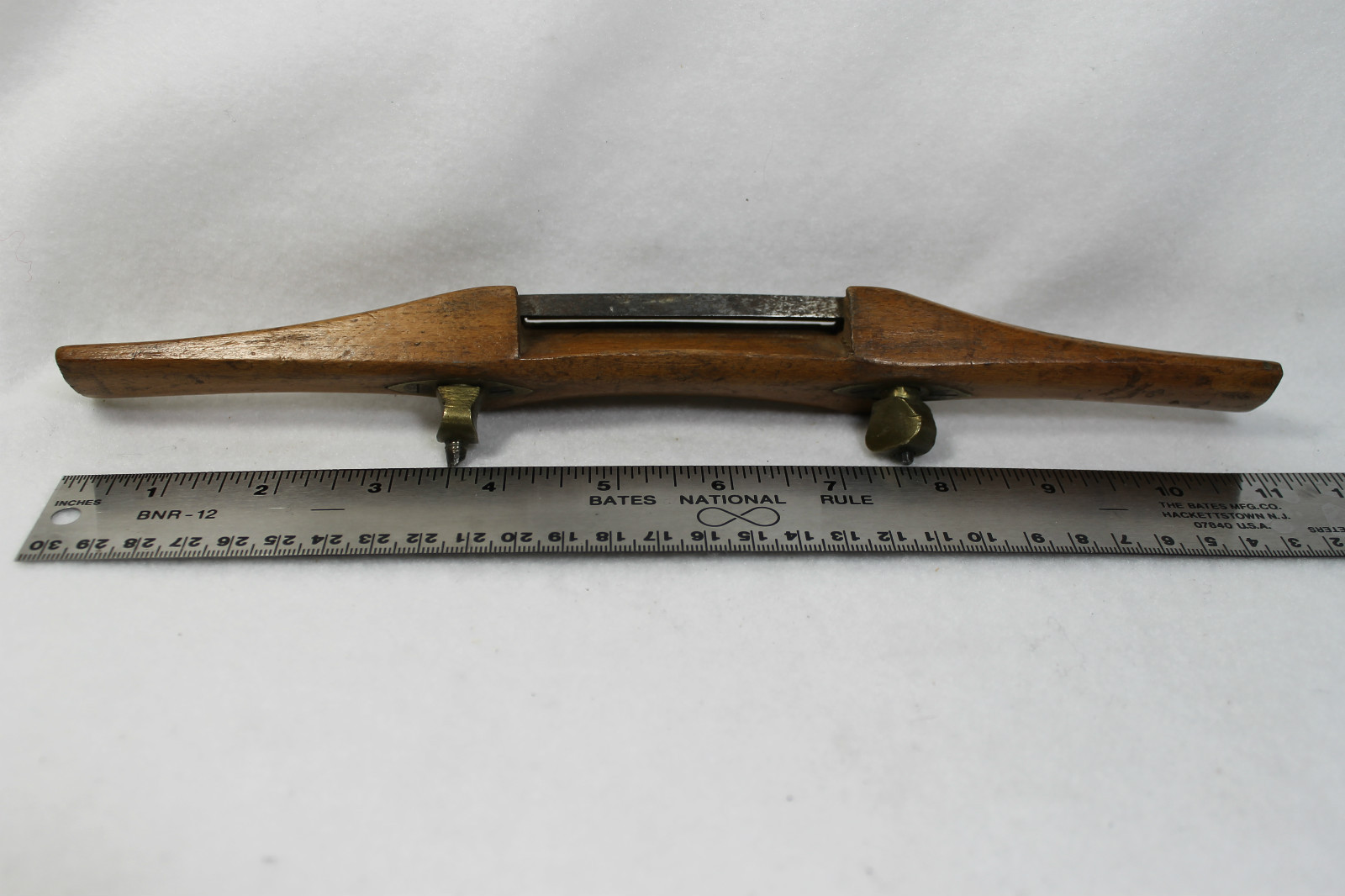 ANTIQUE VINTAGE RADIUS SHAVE BRASS BOUND SHEFFIELD MADEBY JAMES BEE C-1814-1829