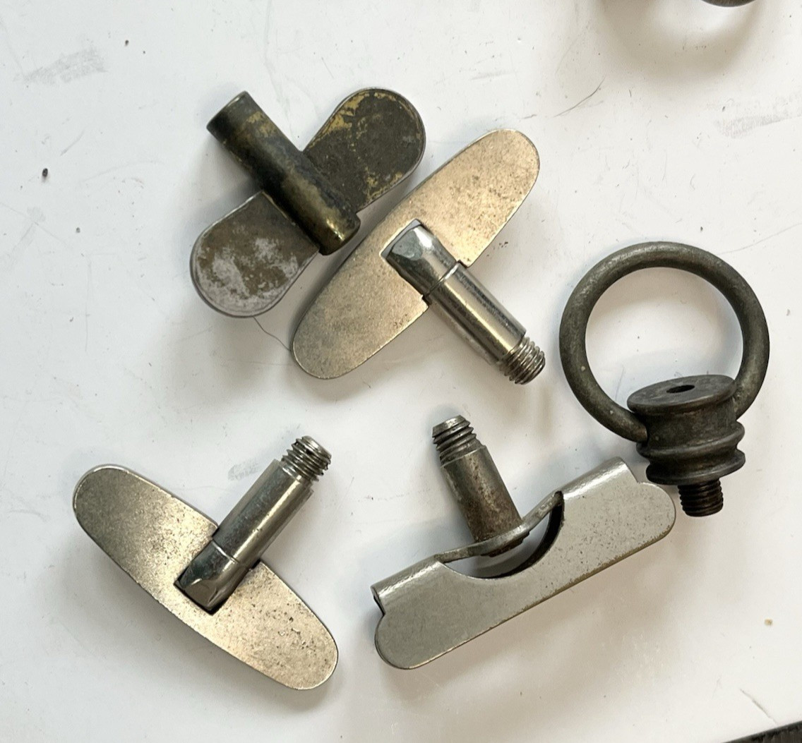 Key LOT For Clocks Toys Wind Up Mechanical Some Brass Knobs Misc Pieces Vintage
