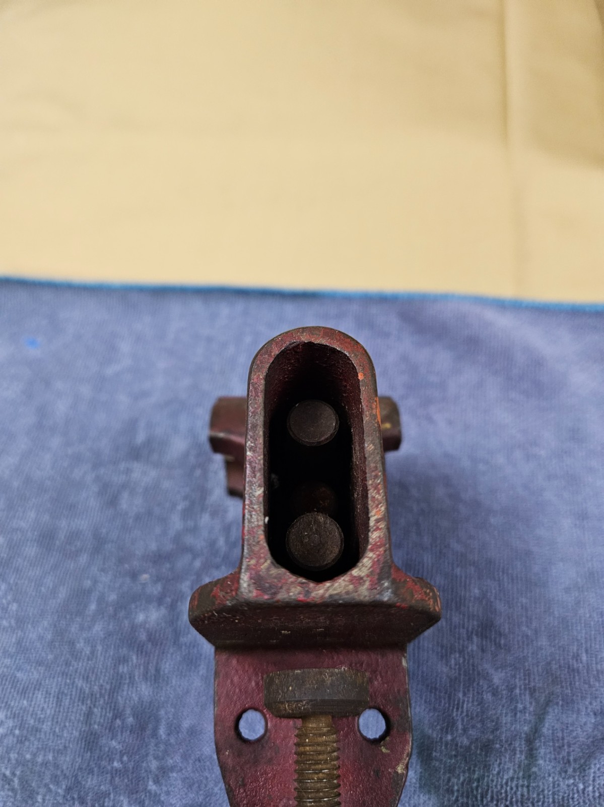 Vintage “Dependable Tools Solar” clamp on bench vise 2.5″ jaws