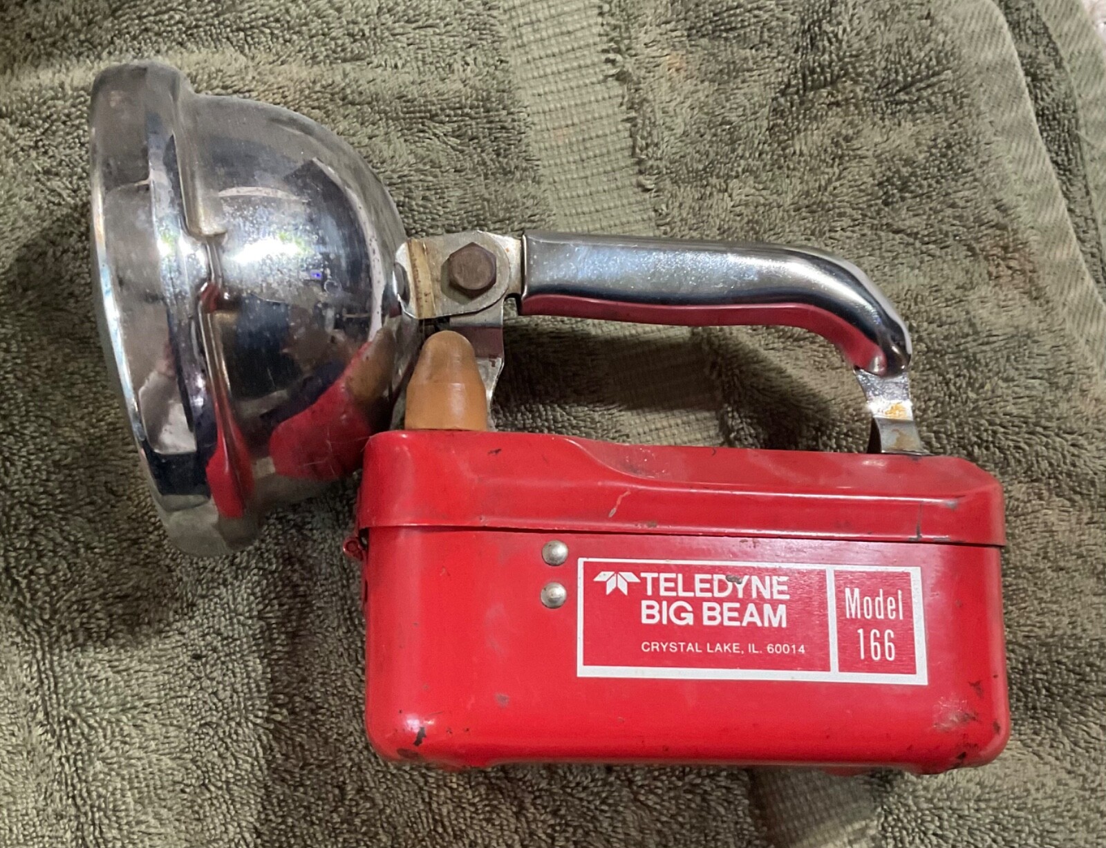 VINTAGE RAILROAD TELEDYNE BIG BEAM MODEL 166 6V FLASHLIGHT