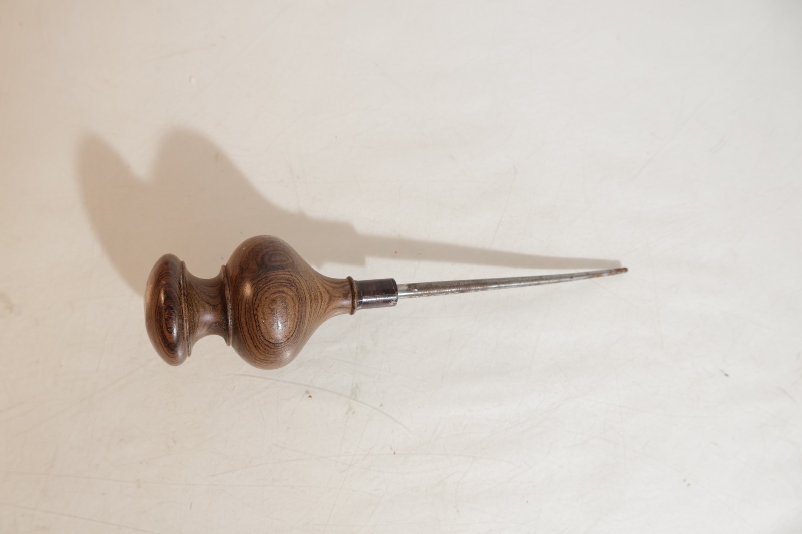 VERY NICE CONDITION SCRATCH AWL NO NAME GOOD USED CONDITION MUST SEE tag 1