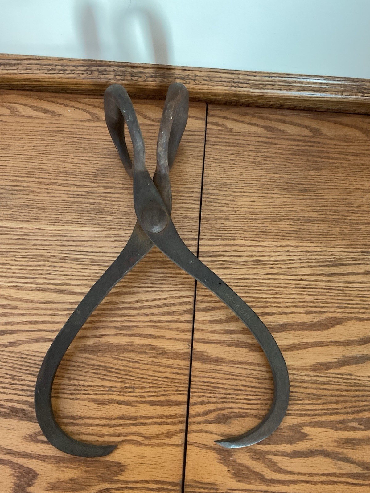 Vintage Ice Tongs Gifford-Wood Co. 14 1/2 ” Vintage Ice Tongs