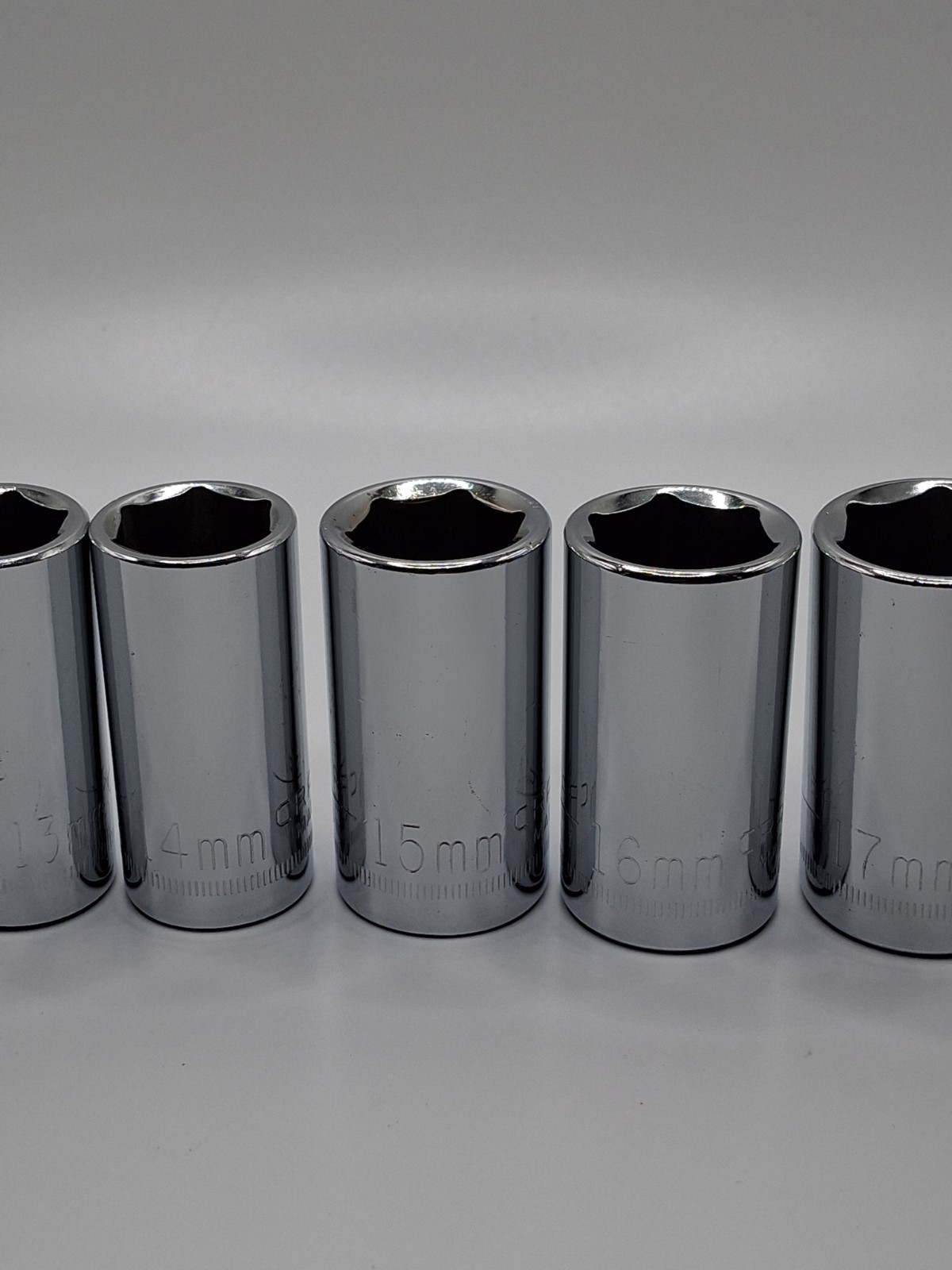 RARE Vintage Craftsman Semi-deep Mid Depth Metric Socket Set 3/8 Drive 9mm-19mm