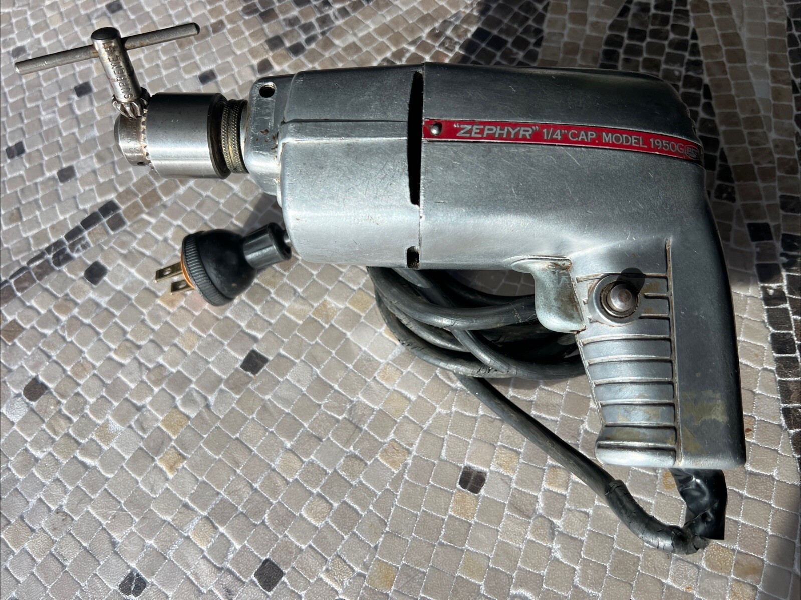 Vintage “ZEPHYR” Model-1950G 1/4″ Electric Drill, PET POWER TOOLS, circa 1952-57