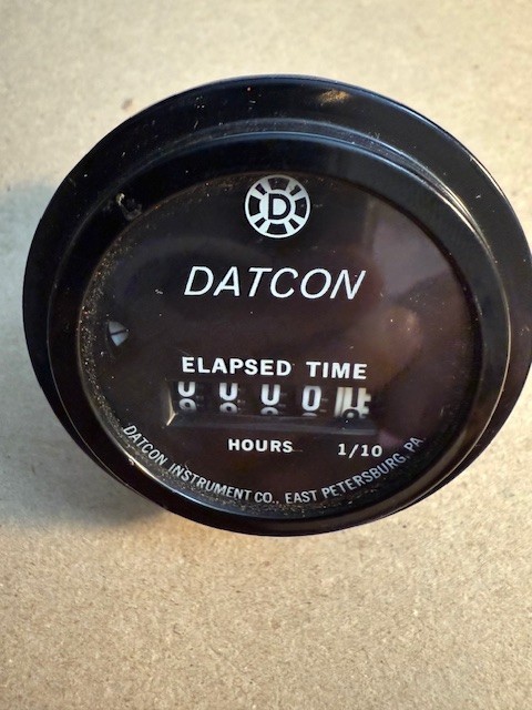 Vintage Datcon Instruments Co. Gauge Not Tested Time Meter Hours 1/10 776E 2-77
