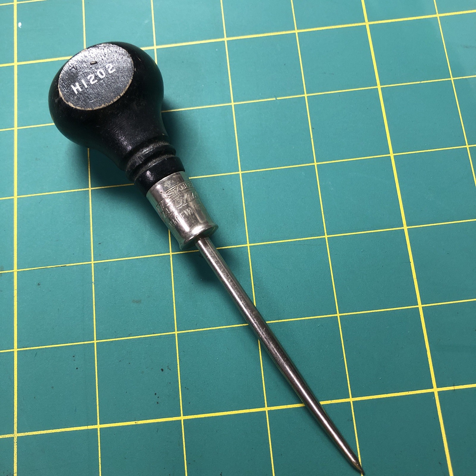 Vintage Stanley Handyman H1202 Scratch Awl Black Wood Handle USA