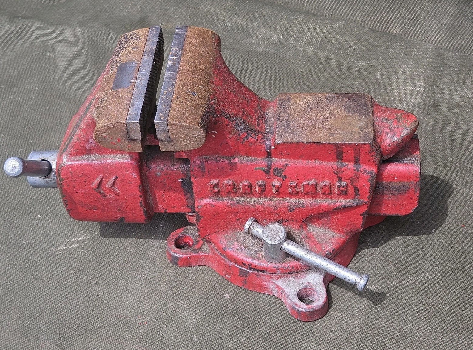 Vintage CRAFTSMAN 3 1/2 BENCH VISE #506 Made In The USA Seller Refurbished!!!
