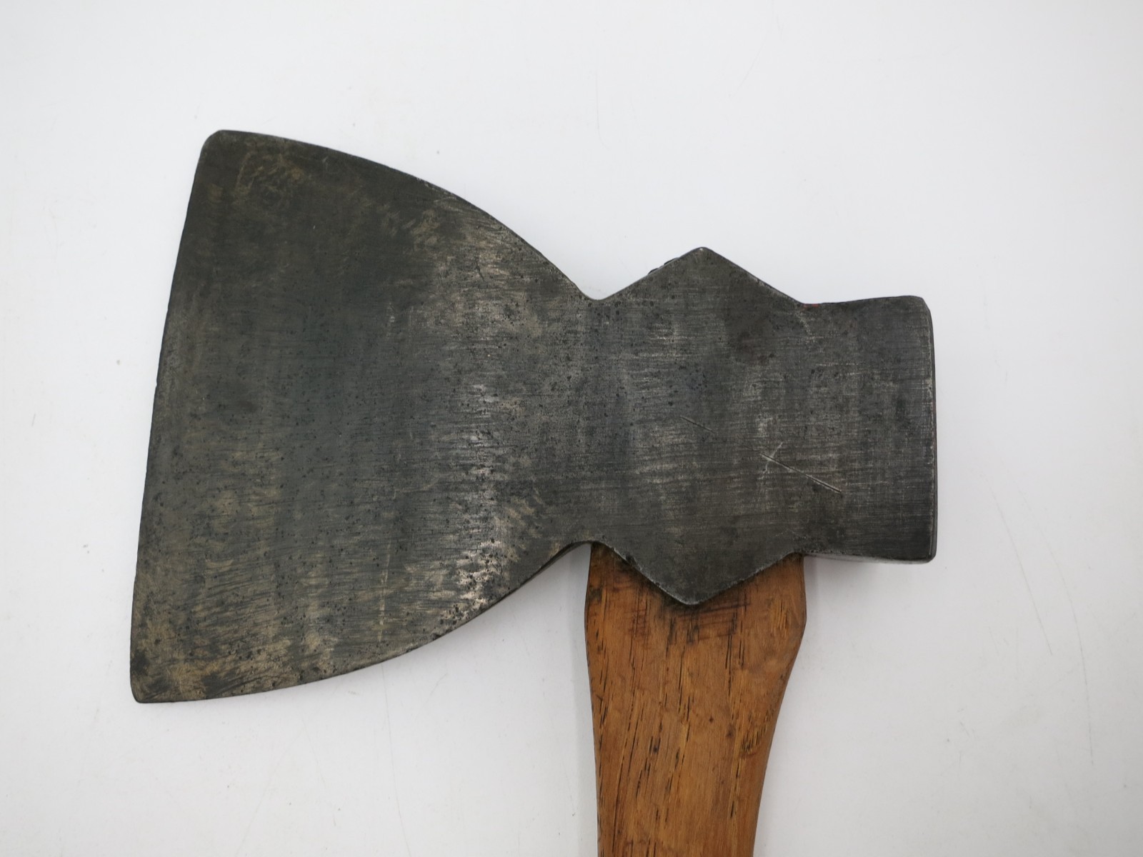 RARE TRUE TEMPER FLINT EDGE GREAT NORTHERN RAILROAD 3 1/2 LB HAND HEWING HATCHET