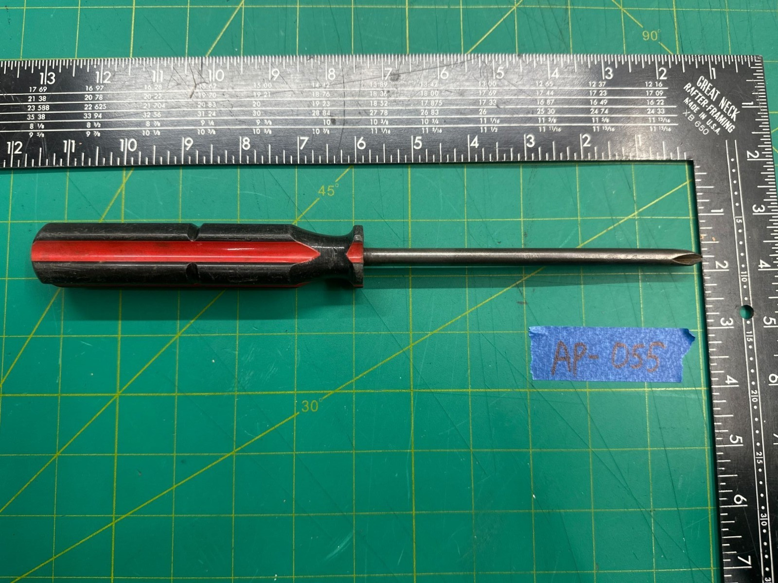 Vintage 11″ Long Phillips Head Screwdriver Red and Black Plastic Handle Tool