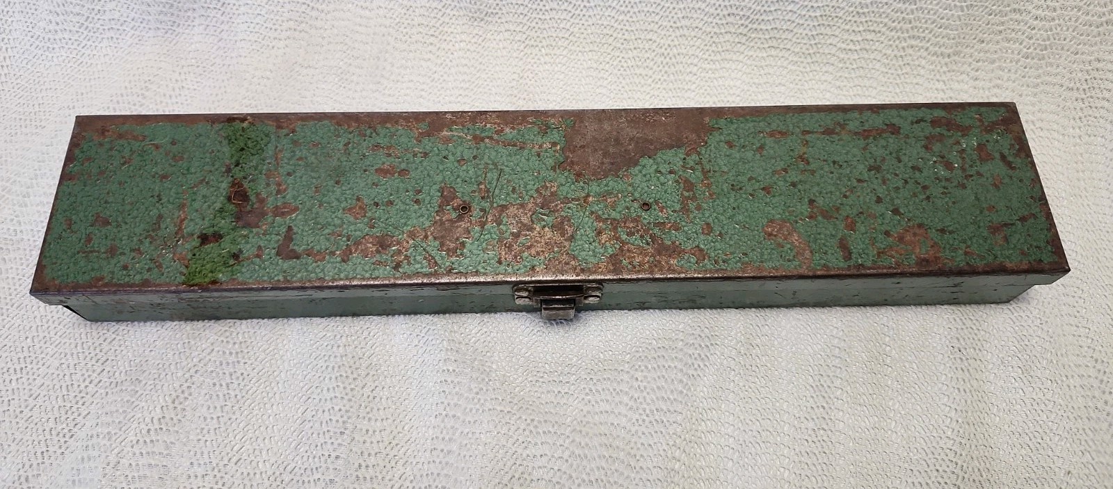 VINTAGE S-K TOOLS USA EMPTY GREEN METAL TOOL BOX ( See Photos For Reference )