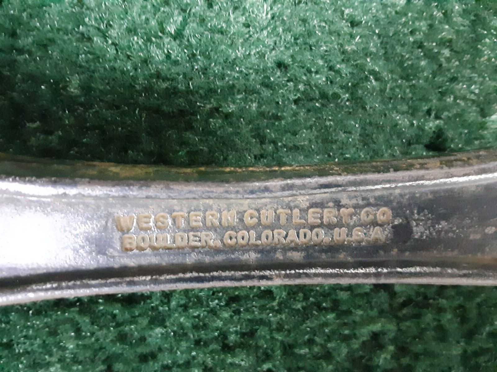 Vintage WESTERN Cutlery BLACK BEAUTY Hatchet Boulder CO USA Preowned w Sheath