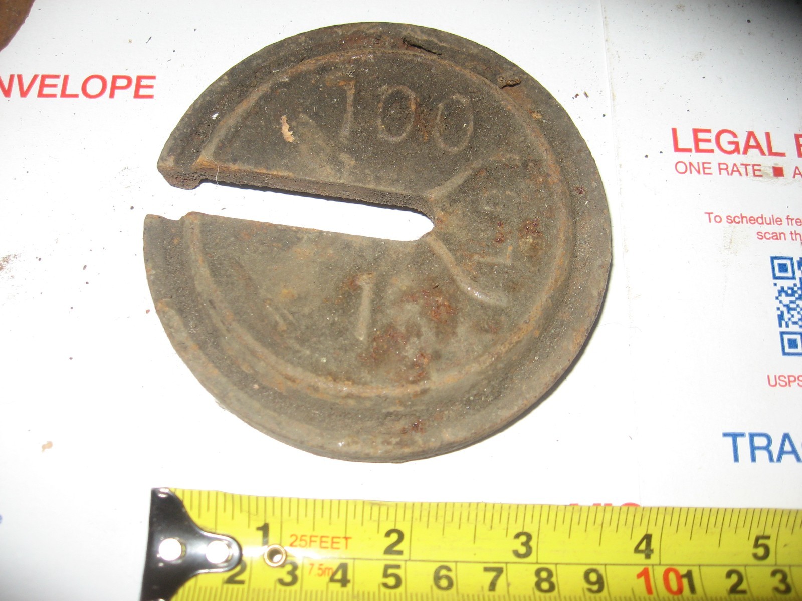 PLATFORM SCALE WEIGHT STAMPED 100 AND 1 POUND