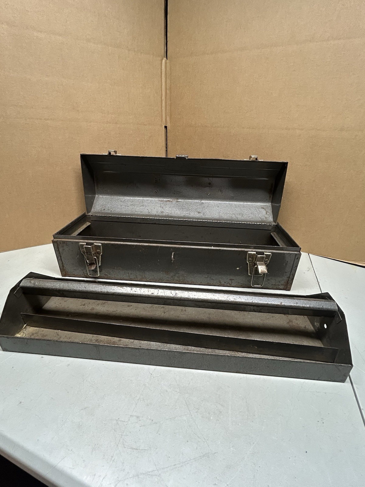 Vintage Craftsman 6516 Crown Logo Tombstone Metal Tool Box w/ Tray USA