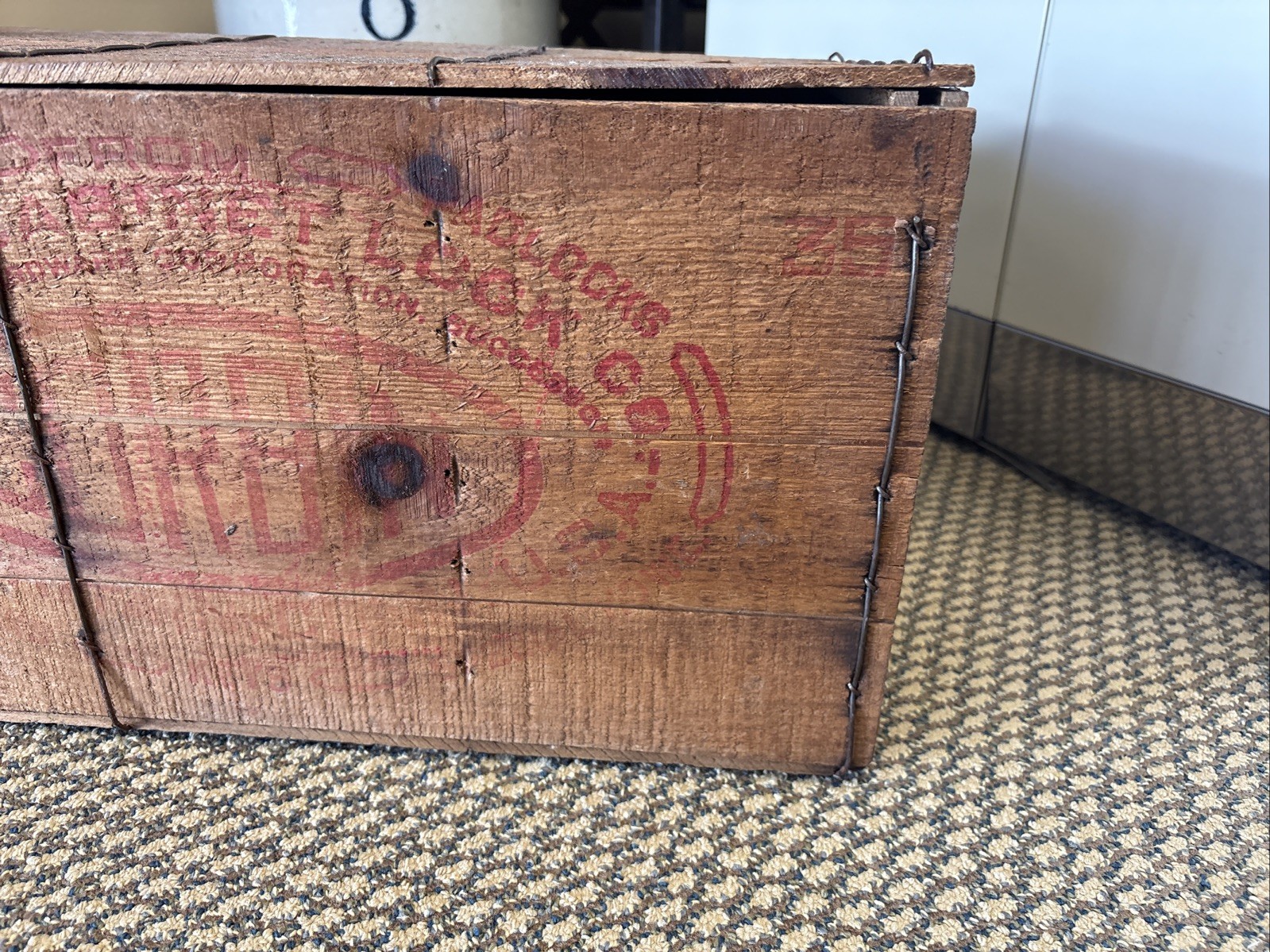 Vintage Wooden Crate Corbin Cabinet Lock Padlock Shipping Box Sign Ace Hardware