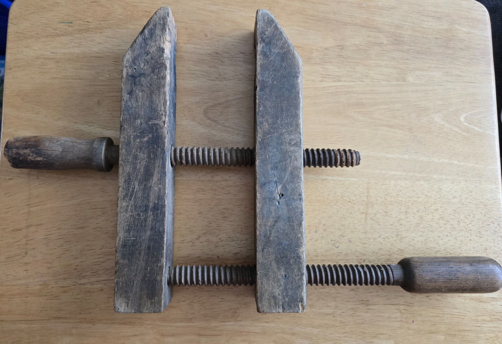 Vintage Wooden Carpenters’ Clamps 10 in One w/ Metal Screws One w/ Wooden Screws