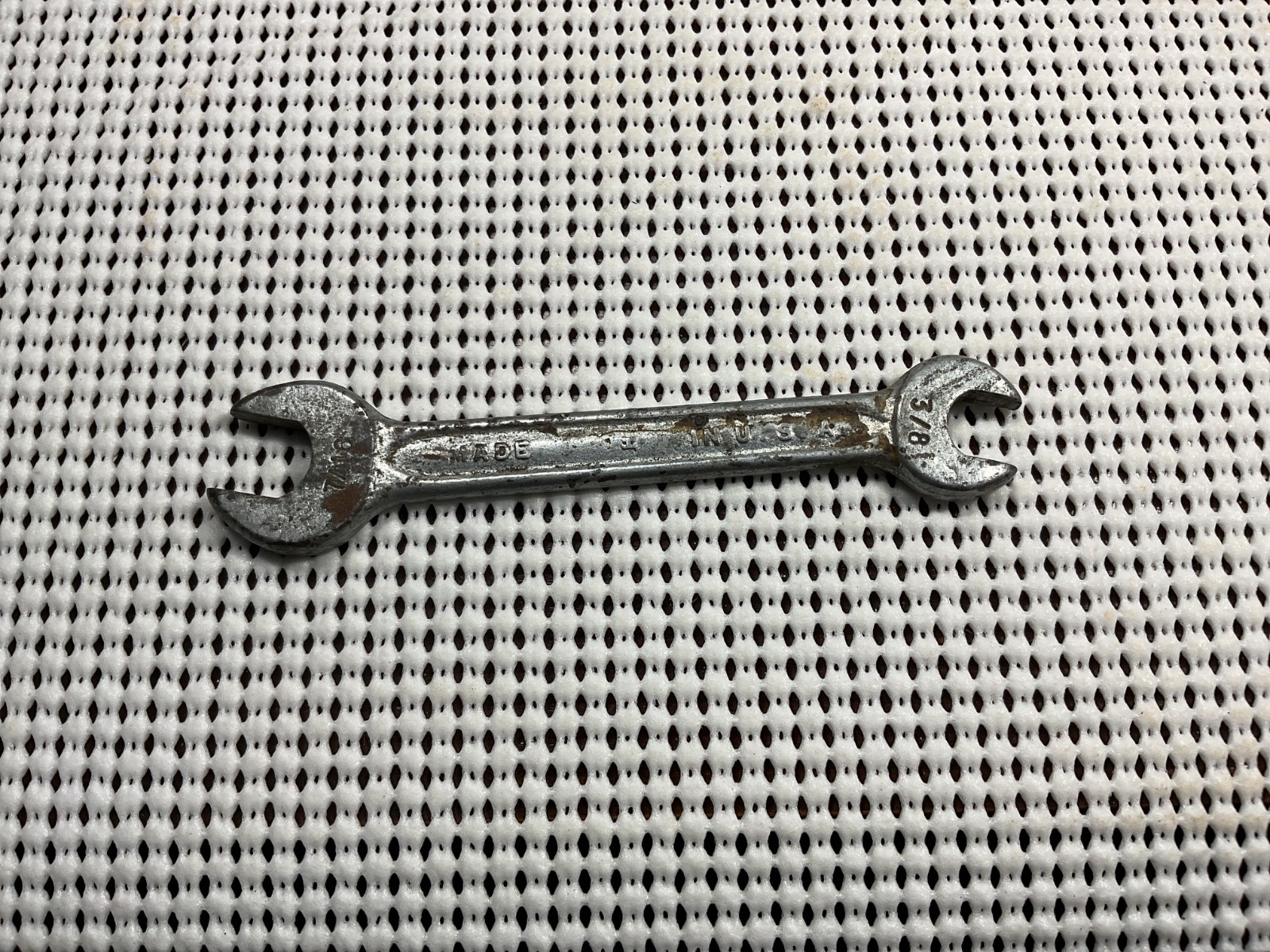 Vintage 0723 Indestro 3/8 x 7/16 Double Open End Wrench – 4 1/4” Long
