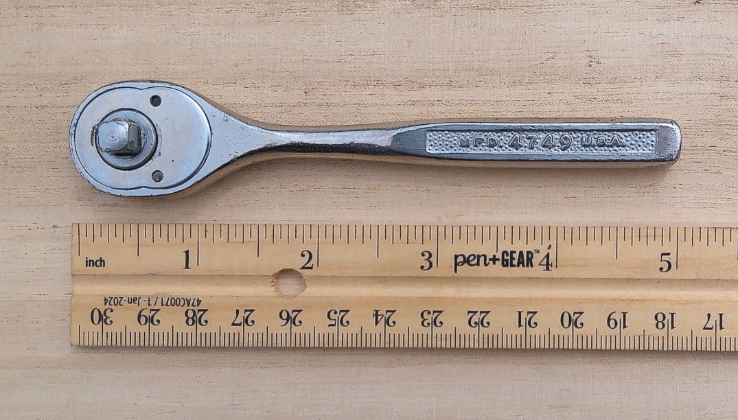 1945-48 PLOMB Tools PEBBLE FINISH No. 4749 1/4 inch drive RATCHET Socket Wrench