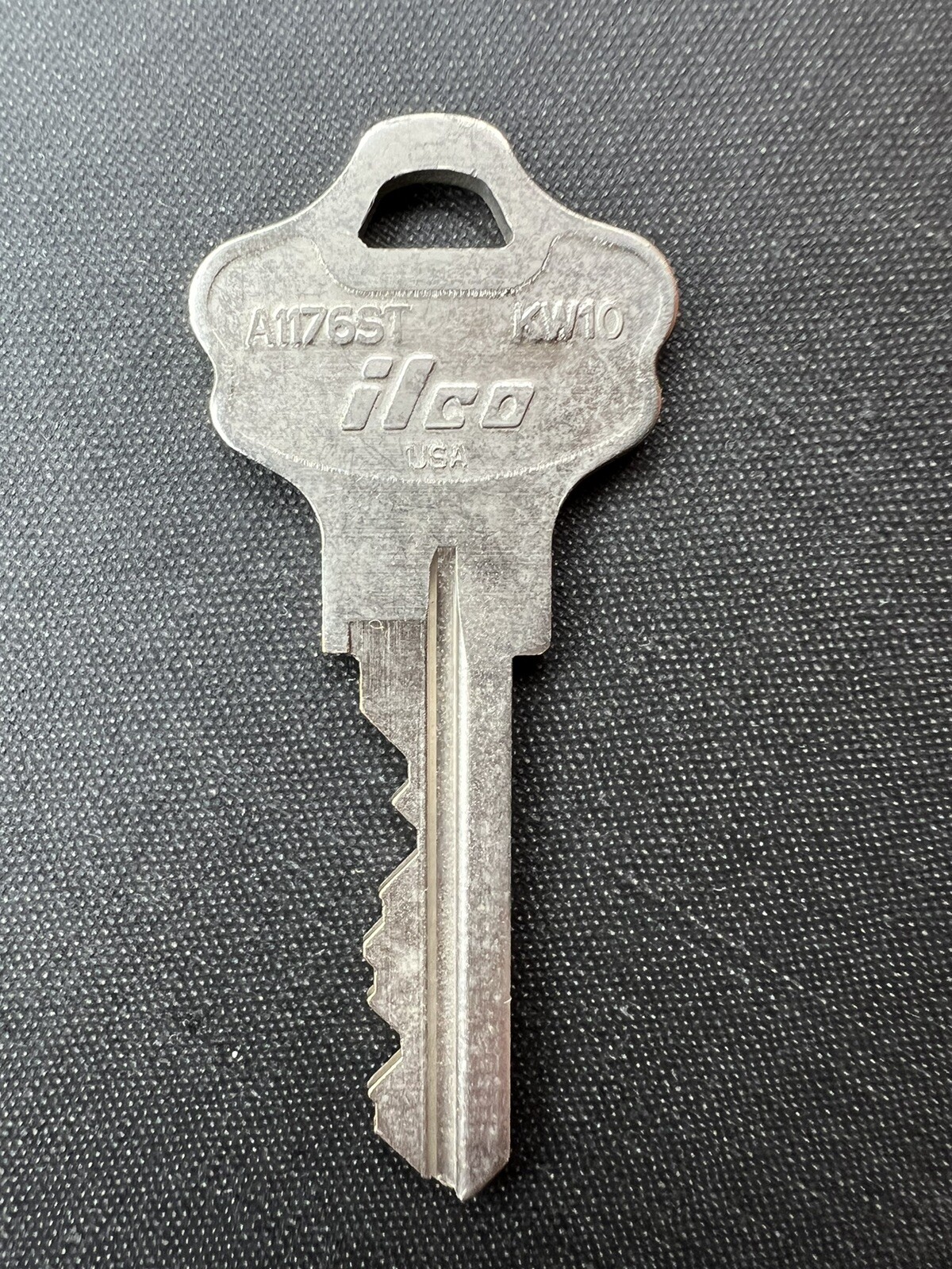 Vintage ilco Key A1176ST KW10 USA Lock Home Door Original Cut Not Replacement